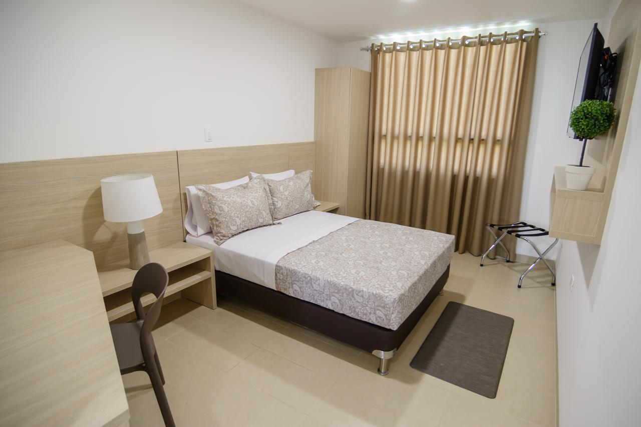 Hotel Las Olas Palermo เนย์บา ภายนอก รูปภาพ