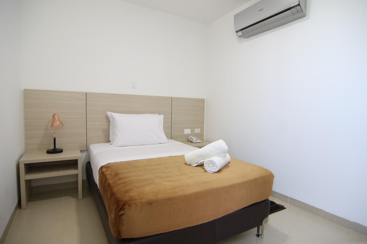 Hotel Las Olas Palermo เนย์บา ภายนอก รูปภาพ